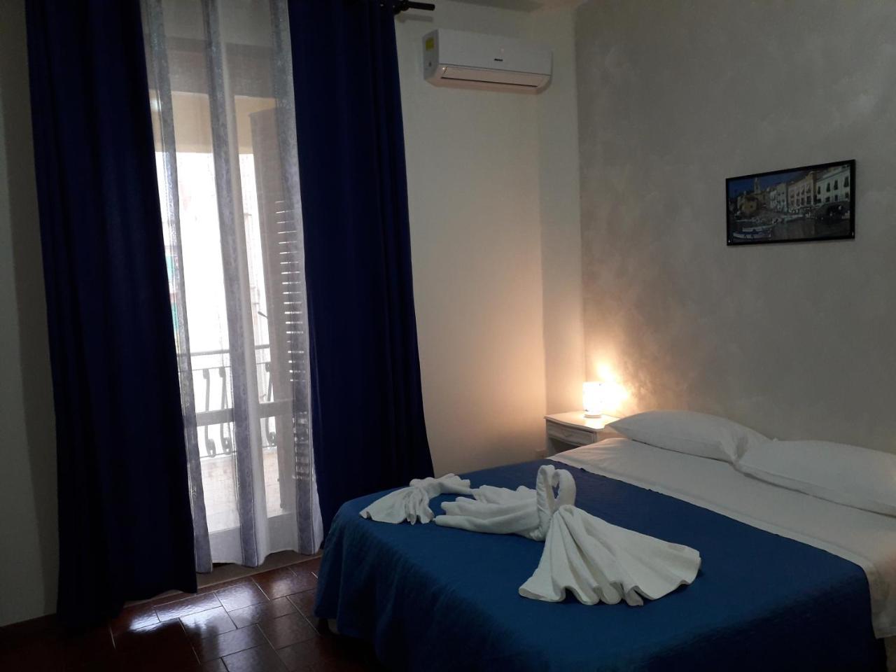 Milazzo Beach Buitenkant foto